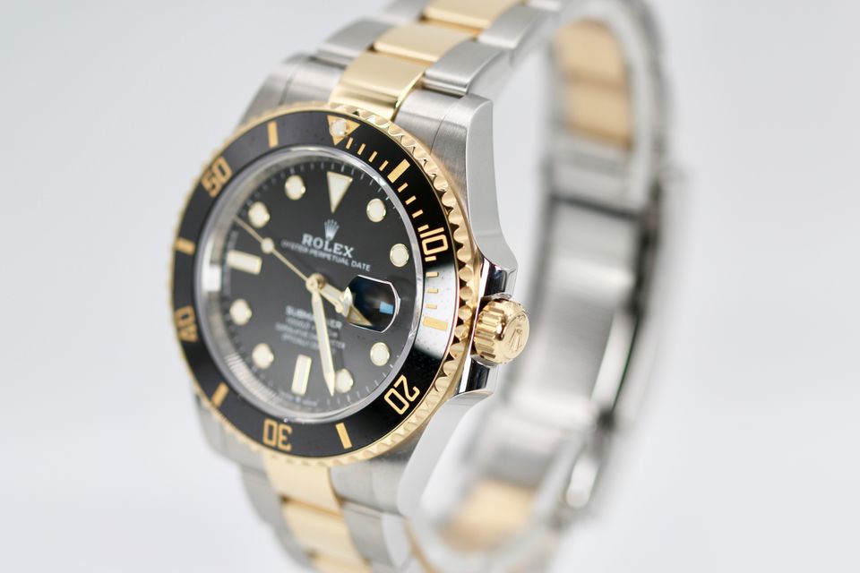 Rolex Submariner 126613 LN Image 2